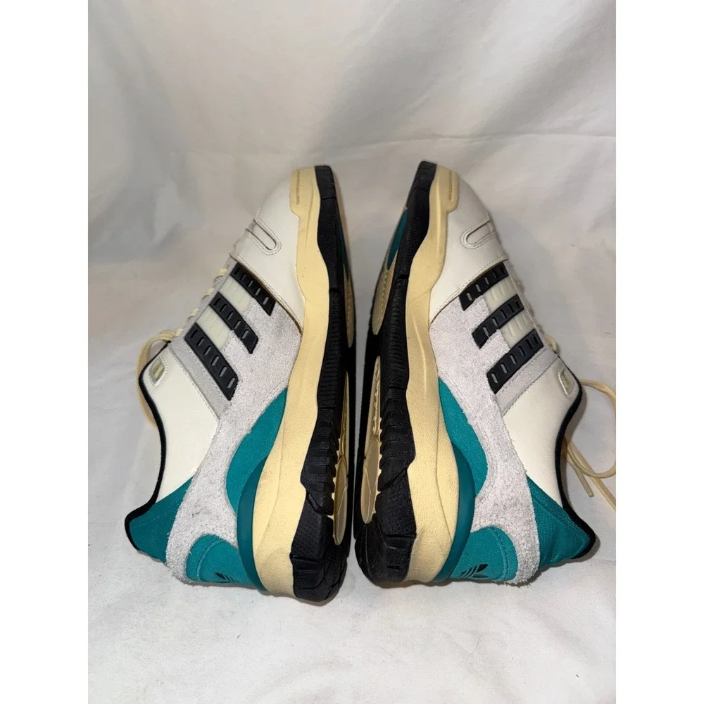 Adidas Artillery 24 ID3971 Mens Sneaker 10.5 Off White Athletic Basketball Shoes